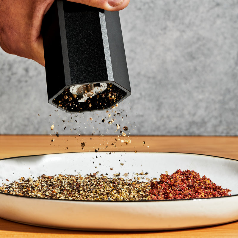 HexMill Salt and Pepper Grinder Set - Image 4