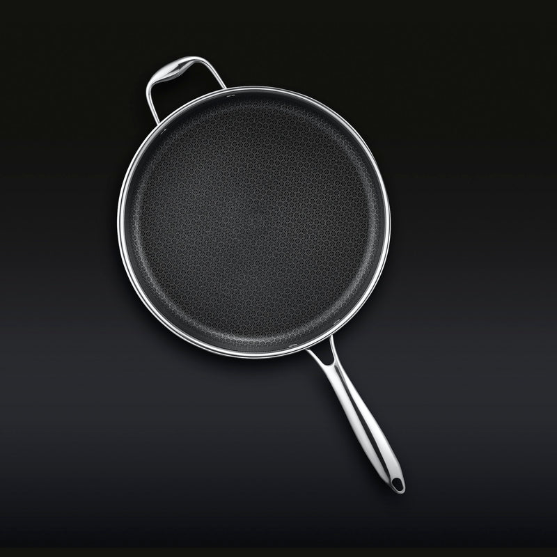 Hybrid Deep Saut?? Pan with Lid, 5.5-Qt - Image 5