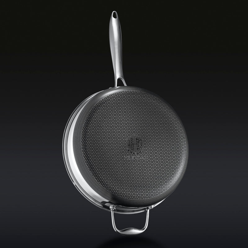 Hybrid Deep Saut?? Pan with Lid, 4.5-Qt - Image 5